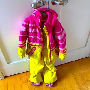 Obermeyer Girls ski jacket and pants size 4
